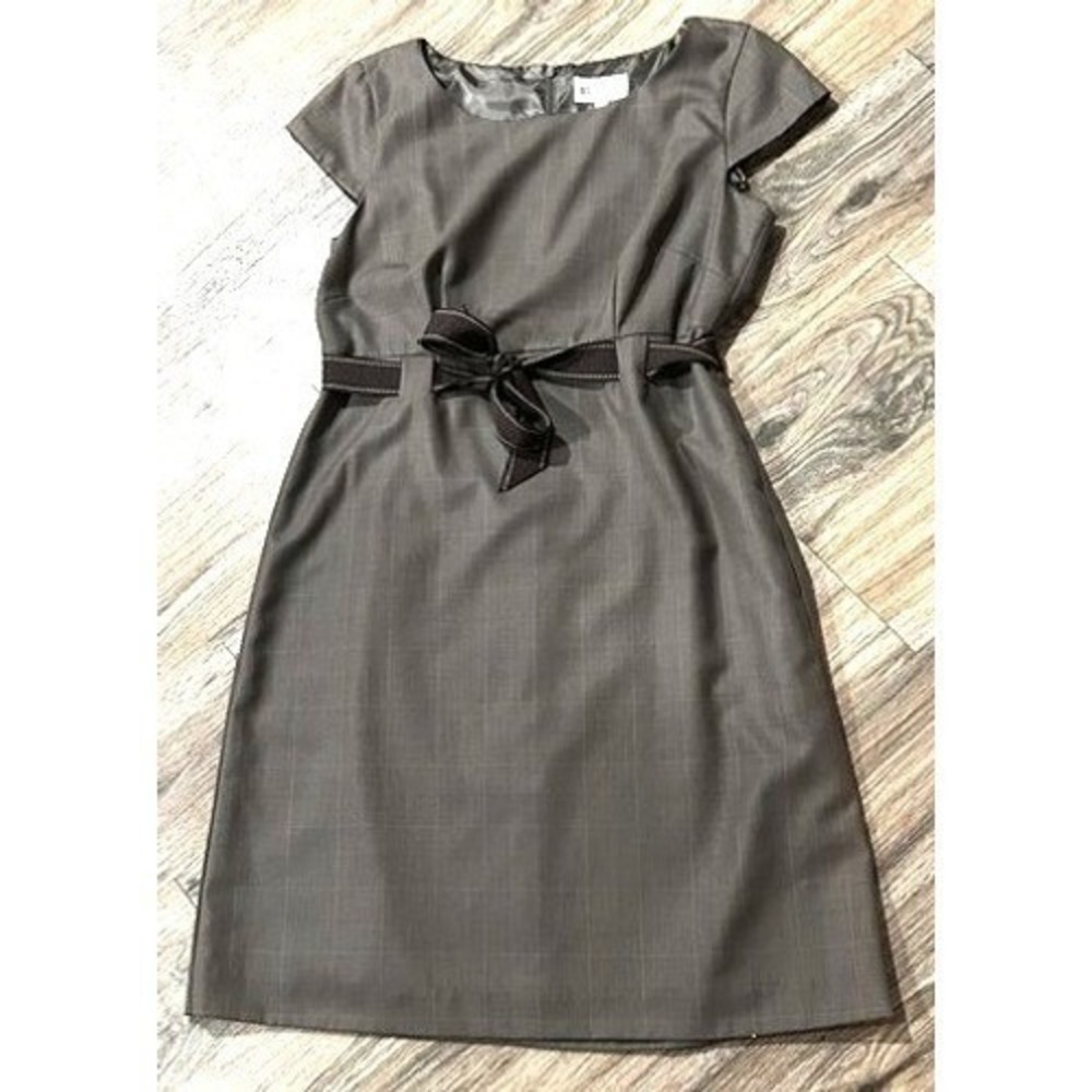 Studio 1 Gray Plaid Cap Sleeve Sheath Dress with Bow Belt Accent Size 8 - Picture 2 of 12